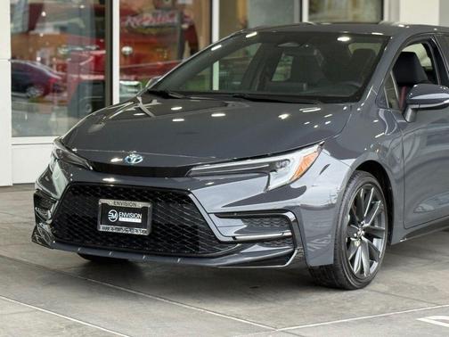 2024 Toyota Corolla Hybrid SE