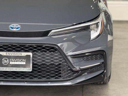 2024 Toyota Corolla Hybrid SE