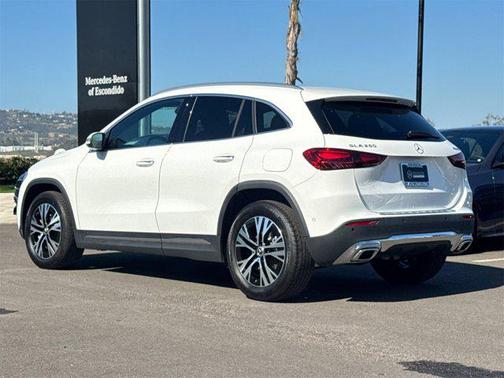 2025 Mercedes-Benz GLA 250 4MATIC