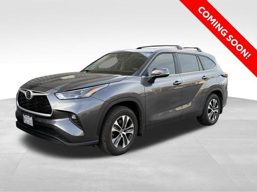 2025 Toyota Highlander XLE
