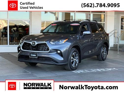 2025 Toyota Highlander XLE