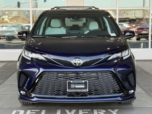 2026 Toyota Sienna XSE 7 Passenger