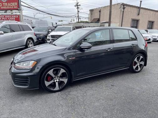 2015 Volkswagen Golf GTI 2.0T Autobahn 4-Door