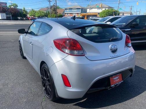 2012 Hyundai Veloster Base