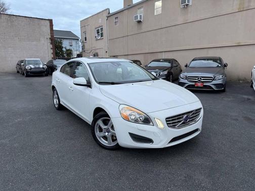 2012 Volvo S60 T5