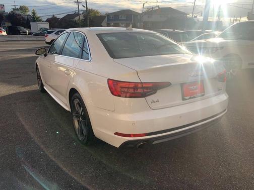 2017 Audi A4 2.0T Premium Plus