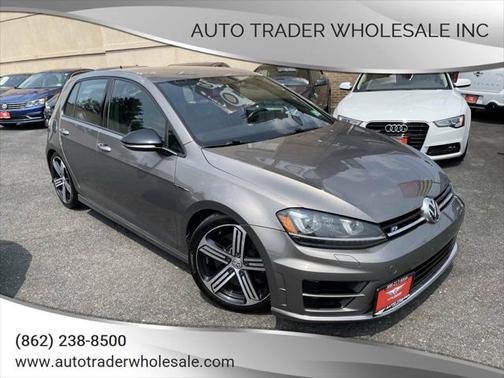 2016 Volkswagen Golf R 4-Door w/DCC & Navigation