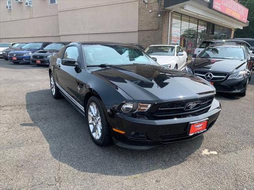 2011 Ford Mustang V6 Premium