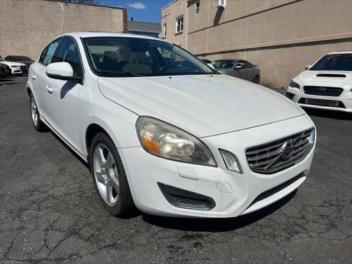 2012 Volvo S60 T5