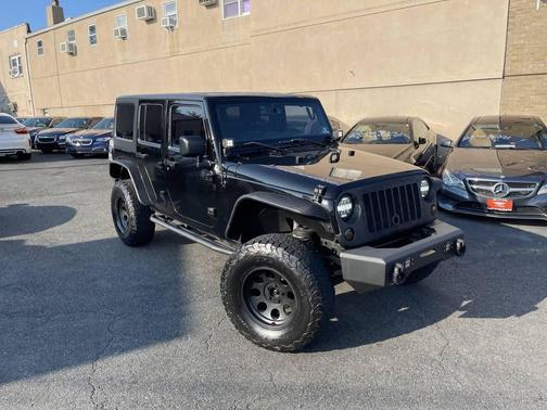 2013 Jeep Wrangler Unlimited Sahara