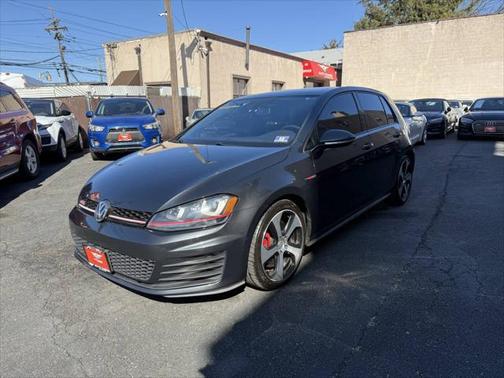 2017 Volkswagen Golf GTI 2.0T Autobahn 4-Door