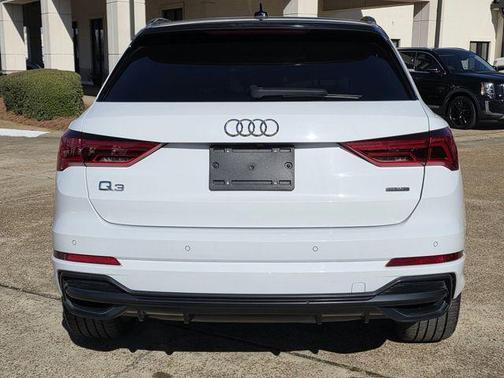 2021 Audi Q3 45 S line Premium