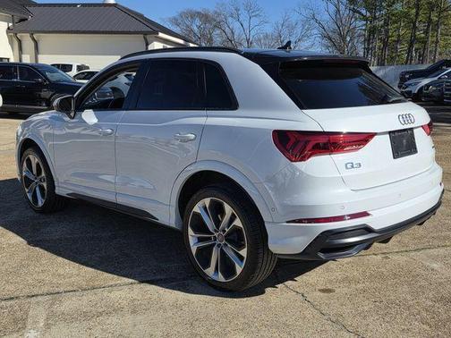 2021 Audi Q3 45 S line Premium