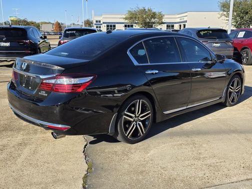 2017 Honda Accord Touring