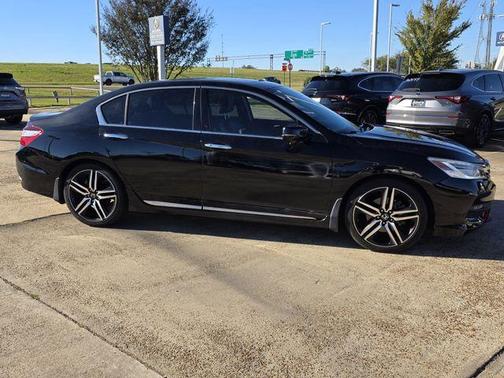 2017 Honda Accord Touring