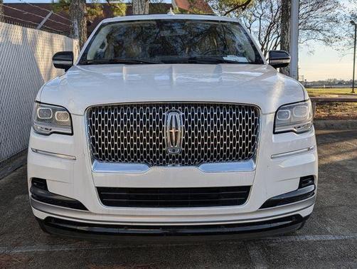 2022 Lincoln Navigator L Reserve