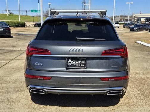 2023 Audi Q5 45 S line Premium Plus