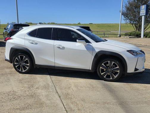 2021 Lexus UX 200 Base