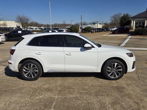 2021 Audi Q5 40 Premium Plus