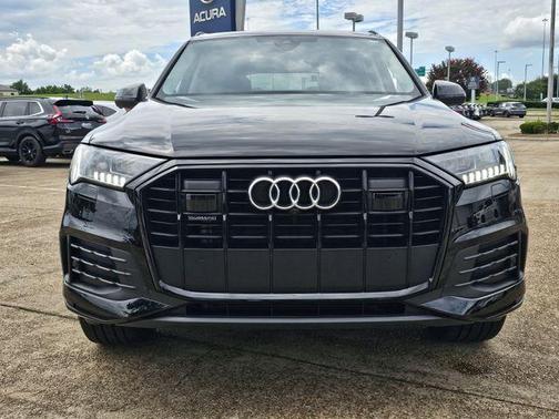 2024 Audi Q7 45 Premium Plus