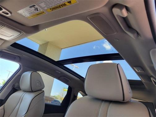 2025 Acura RDX Advance Package