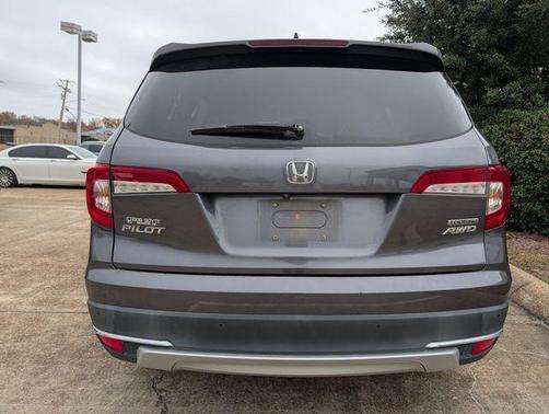 2019 Honda Pilot Touring 8-Passenger