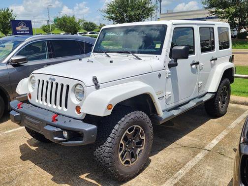 2013 Jeep Wrangler Unlimited Sahara