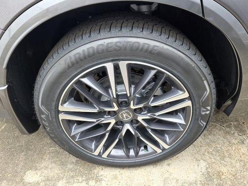 Liquid Carbon Metallic 2026 Acura MDX Advance Package