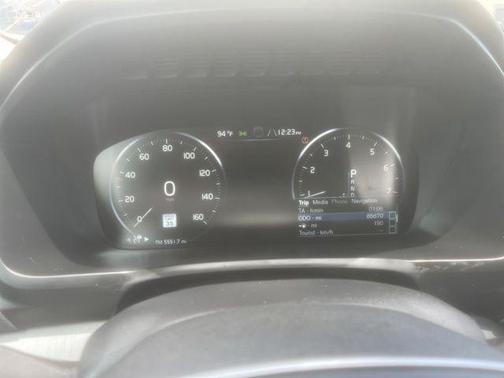 2022 Volvo XC90 T5 Momentum 7 Passenger