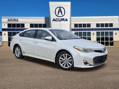 2013 Toyota Avalon XLE