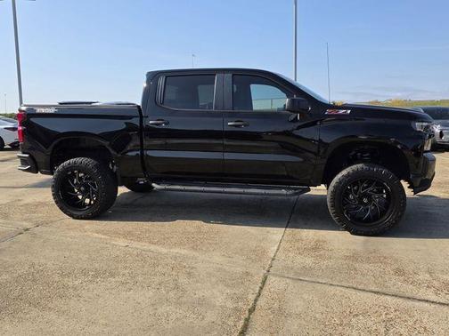 2022 Chevrolet Silverado 1500 Limited Custom Trail Boss