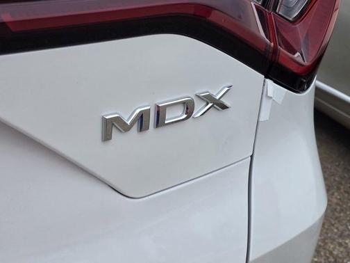 Platinum White Pearl 2026 Acura MDX Technology Package