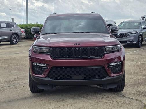 Velvet Red Pearlcoat 2025 Jeep Grand Cherokee Limited