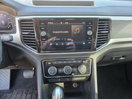 2022 Volkswagen Atlas 3.6L SE w/Technology