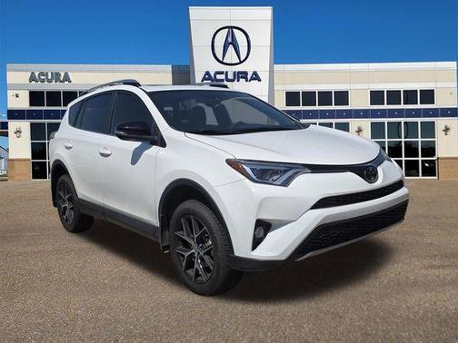 Super White 2017 Toyota RAV4 SE