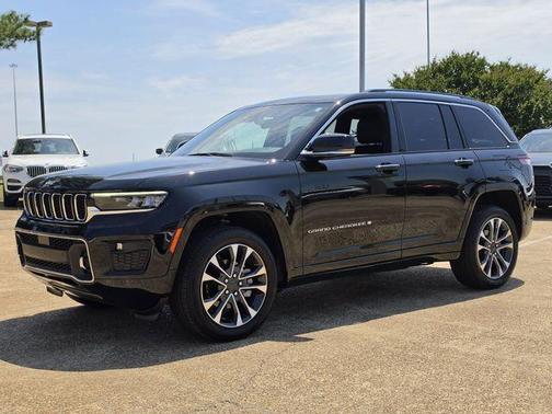Diamond Black 2023 Jeep Grand Cherokee Overland