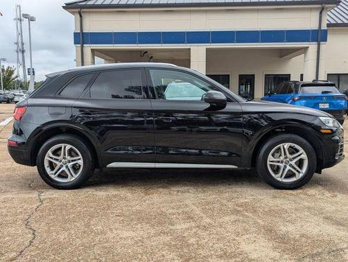 2018 Audi Q5 2.0T Premium