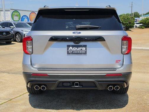 Silver Metallic 2020 Ford Explorer ST