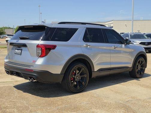 Silver Metallic 2020 Ford Explorer ST