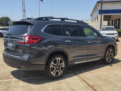 Magnetite Gray Metallic 2023 Subaru Ascent Touring 7-Passenger