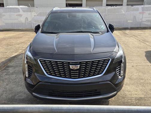 Stellar Black Metallic 2023 Cadillac XT4 Premium Luxury