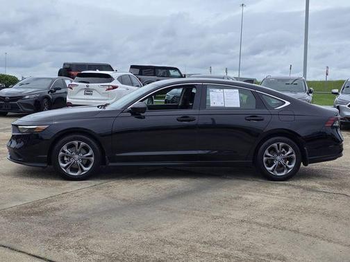 Crystal Black Pearl 2024 Honda Accord EX