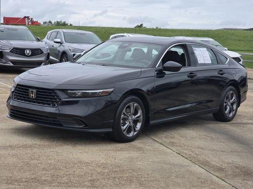 Crystal Black Pearl 2024 Honda Accord EX