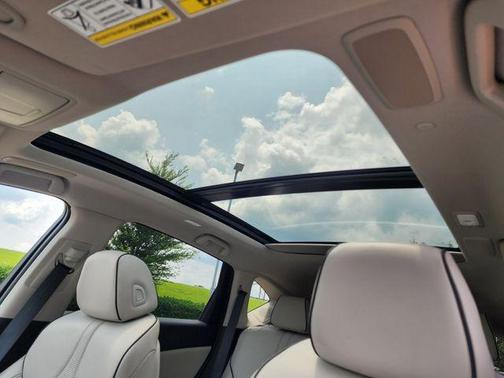 2025 Acura RDX Advance Package