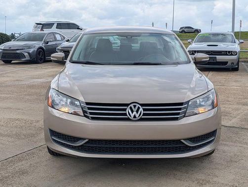 2015 Volkswagen Passat 