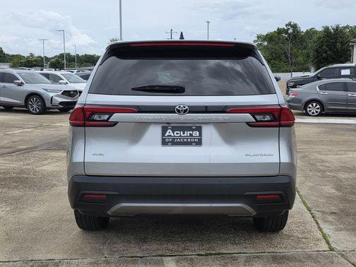 Celestial Silver Metallic 2024 Toyota Grand Highlander