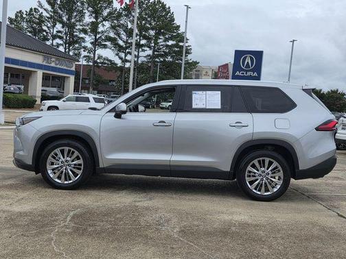 Celestial Silver Metallic 2024 Toyota Grand Highlander