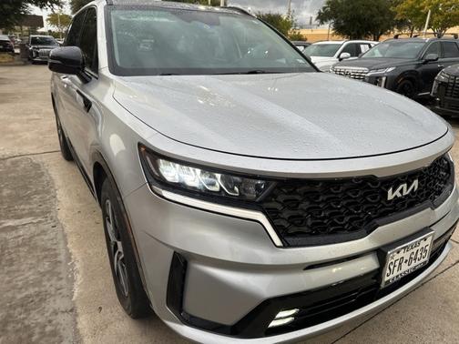 2022 Kia Sorento EX