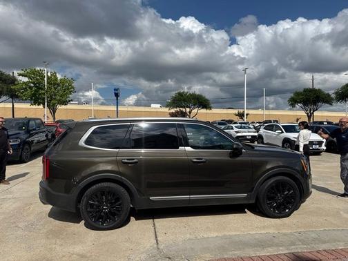 Moss 2022 Kia Telluride SX