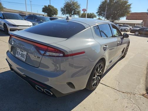 2022 Kia Stinger GT-Line